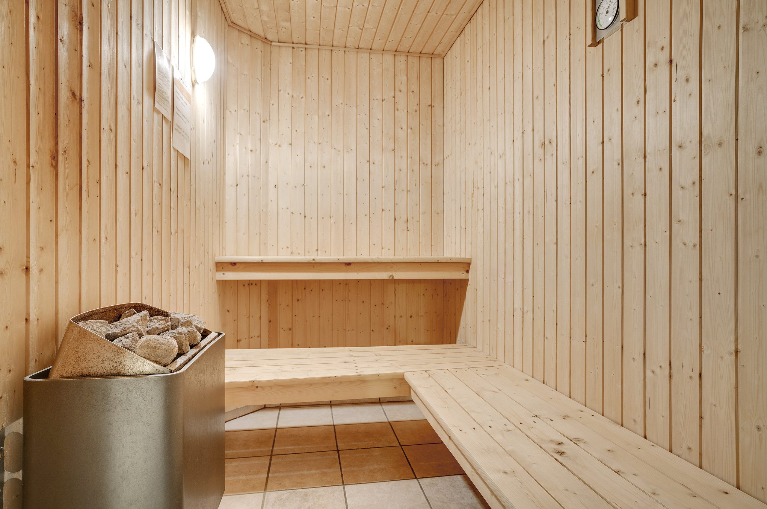 B&B-poolhus-festlokaler-udlejningsejendom-jylland241 Herregårdsferie, wellness, poolhus