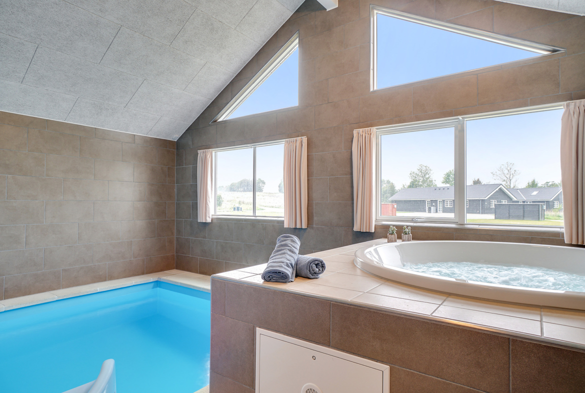 Grenaa – Skanlux Poolhus