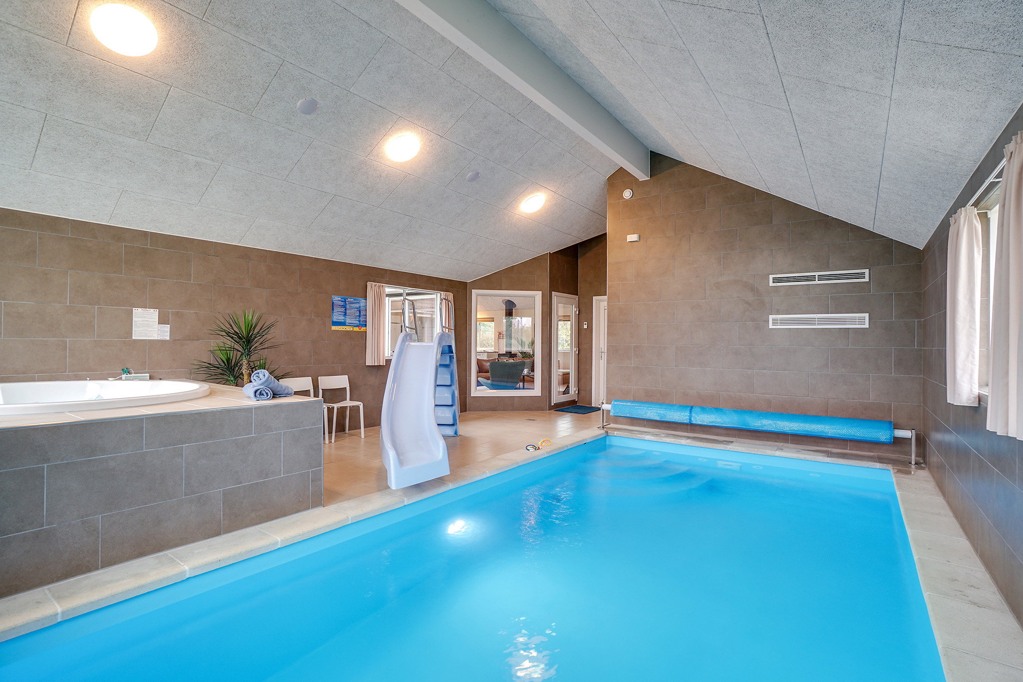 skanlux-poolhus-grenaa45 Grenaa – Skanlux Poolhus